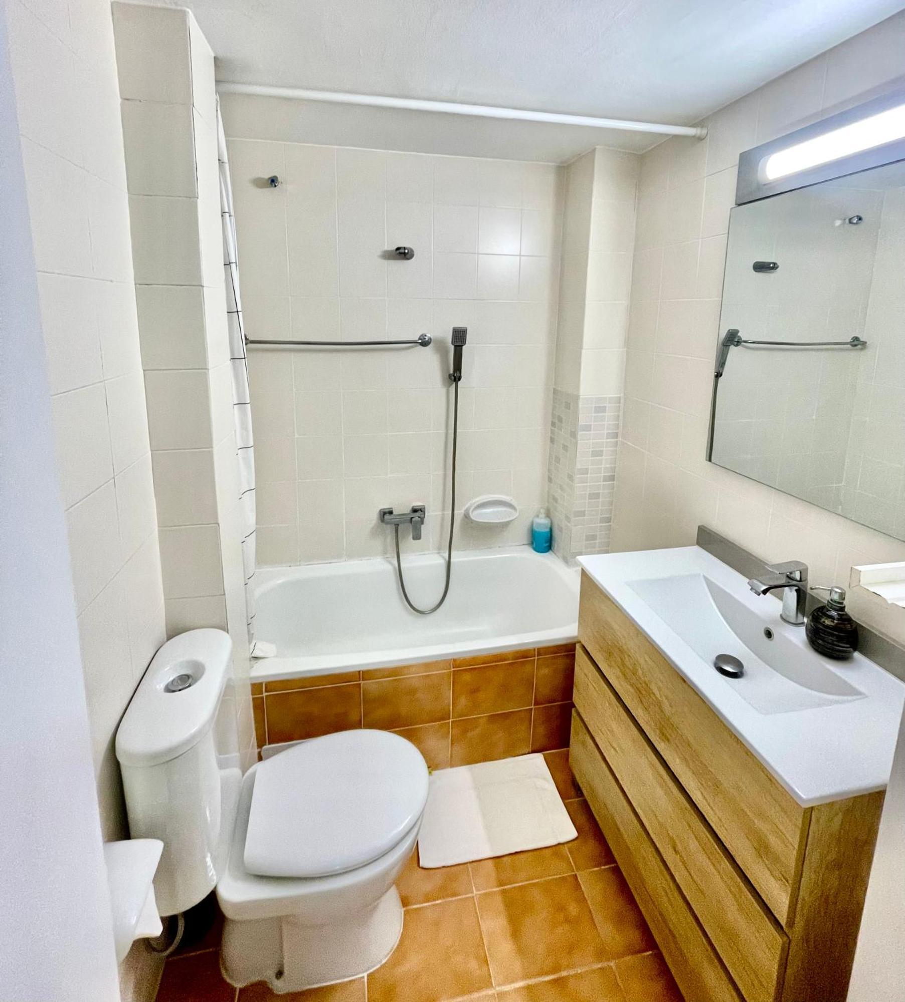 Seahomes Vacations, La Mer Bleue, Beach&Pool, Pk, Full Equipped In Fenals Beach Lloret de Mar Dış mekan fotoğraf